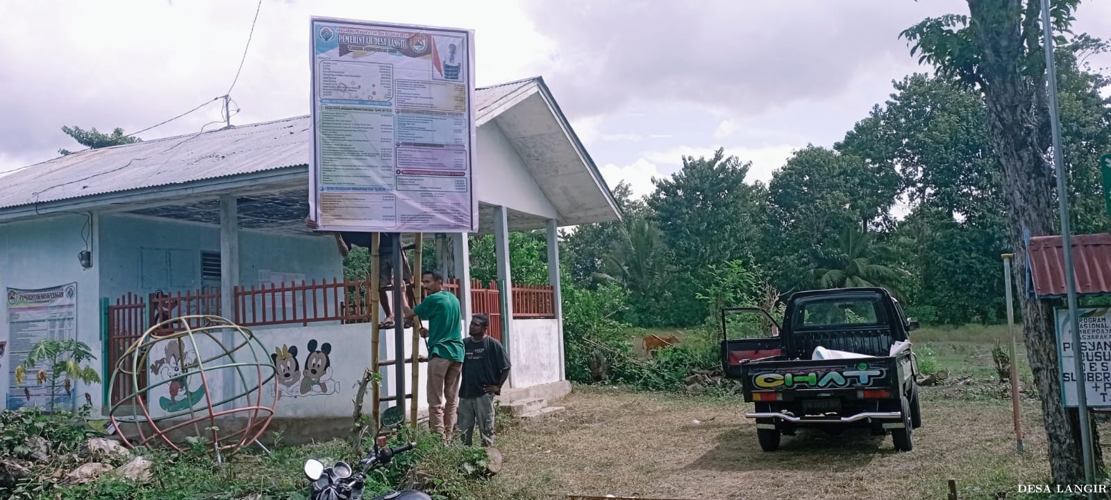 PEMASANGAN BALIHO APBDES DESA LANGIR 2022